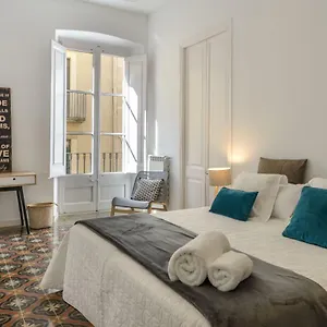 https://usc-girona-carrer-nou.catalonia-hotels.com